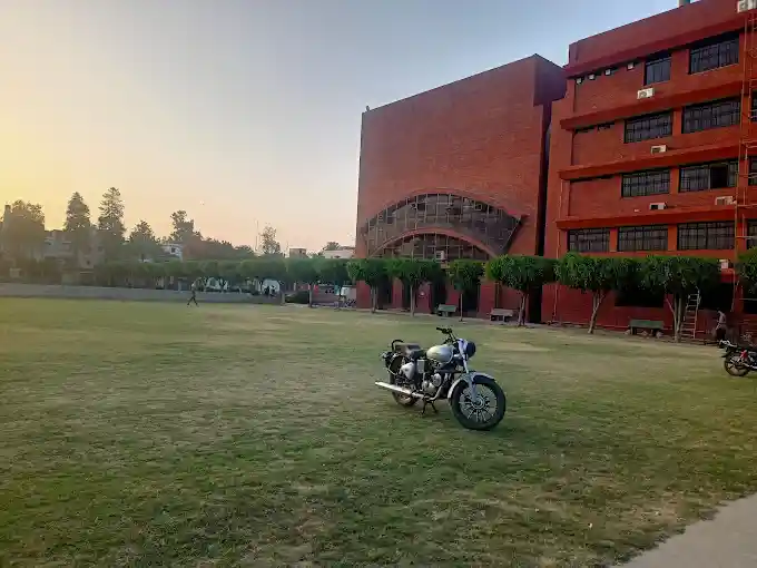 Bharati Vidyapeeth College Delhi Admissions 2025: Btech and BE on BoostMyTalent