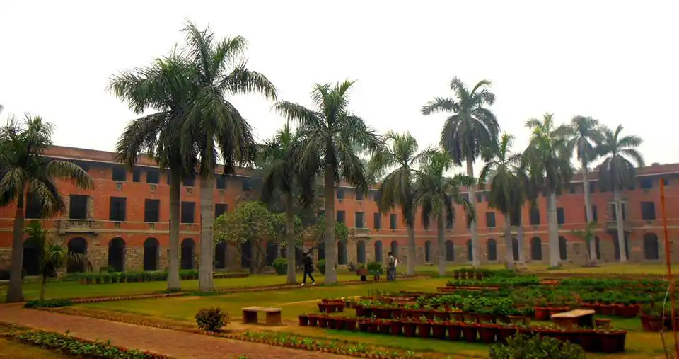 Miranda College Delhi Admissions 2025: Msc, Bsc, BA, MA on BoostMyTalent