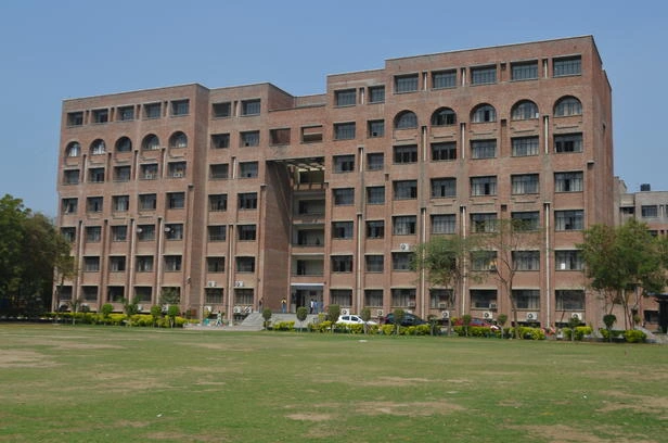 Maharaja Surajmal Institute Janakpuri Delhi Admissions 2025: BTech on BoostMyTalent